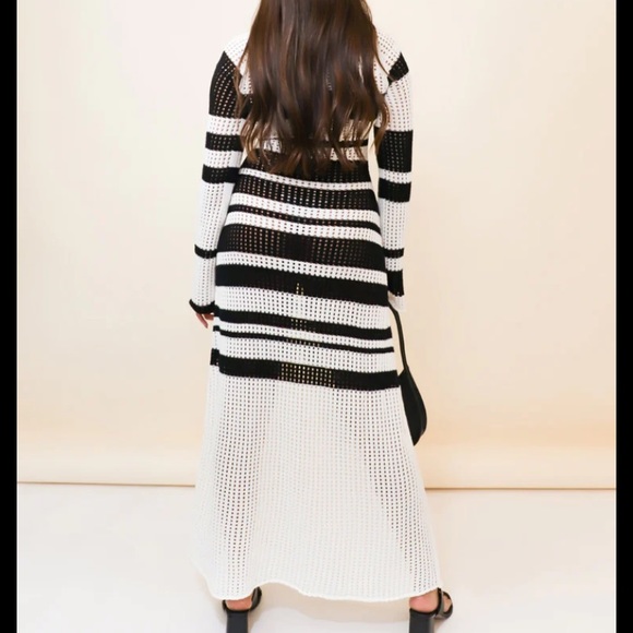 Striped black white crochet maxi long sleeve dress verge girl - Picture 2 of 3
